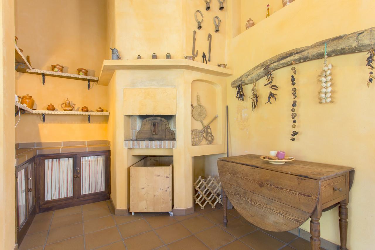 Es Castellet De Bunola Villa Bunyola Bagian luar foto