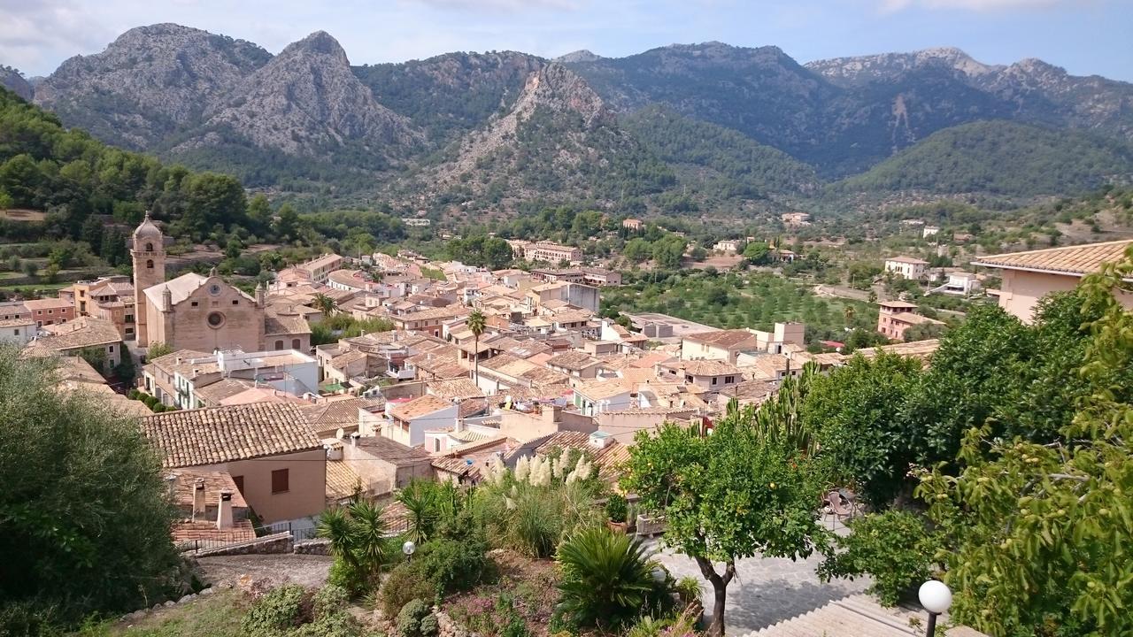 Es Castellet De Bunola Villa Bunyola Bagian luar foto